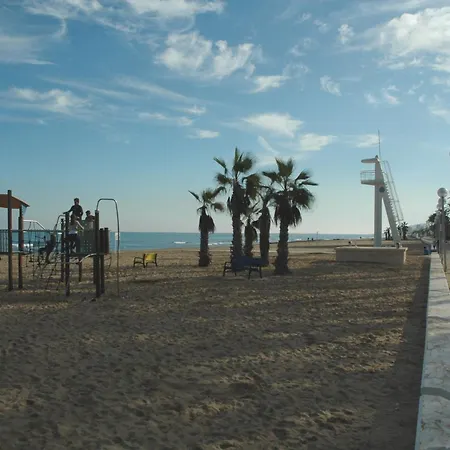 Urbanova Playa Apartment *